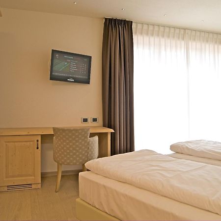Hotel Alba Ливиньо Екстериор снимка