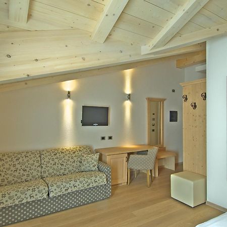 Hotel Alba Ливиньо Екстериор снимка