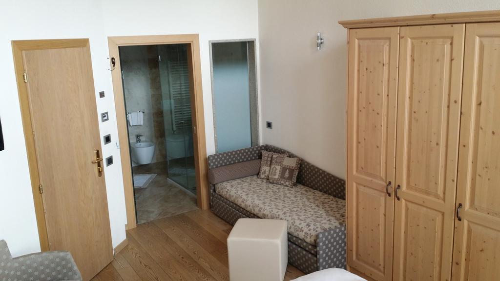 Hotel Alba Ливиньо Екстериор снимка