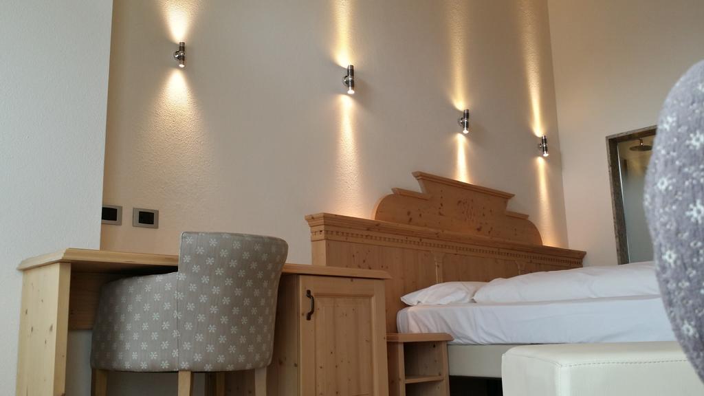 Hotel Alba Ливиньо Екстериор снимка