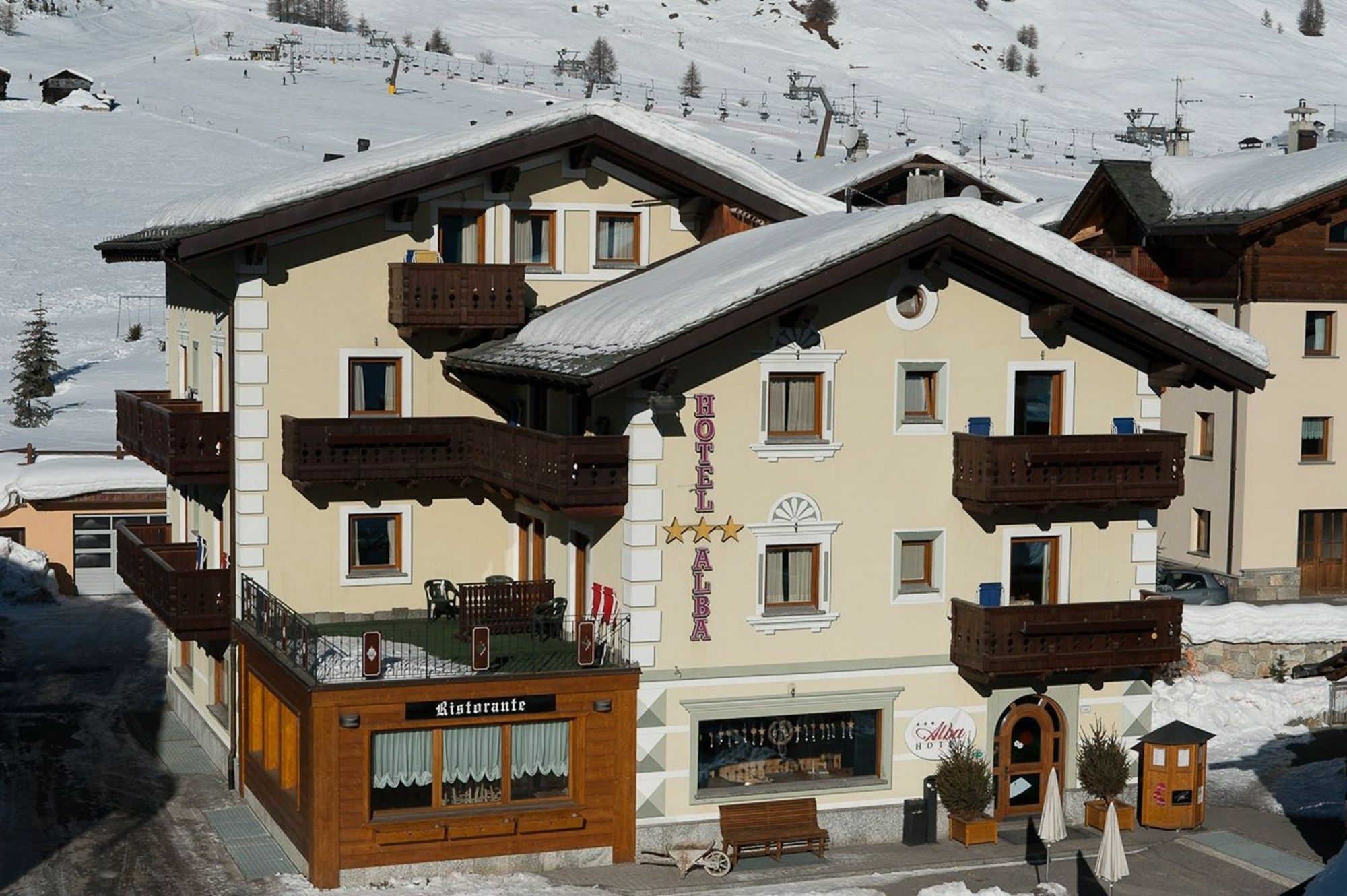 Hotel Alba Ливиньо Екстериор снимка
