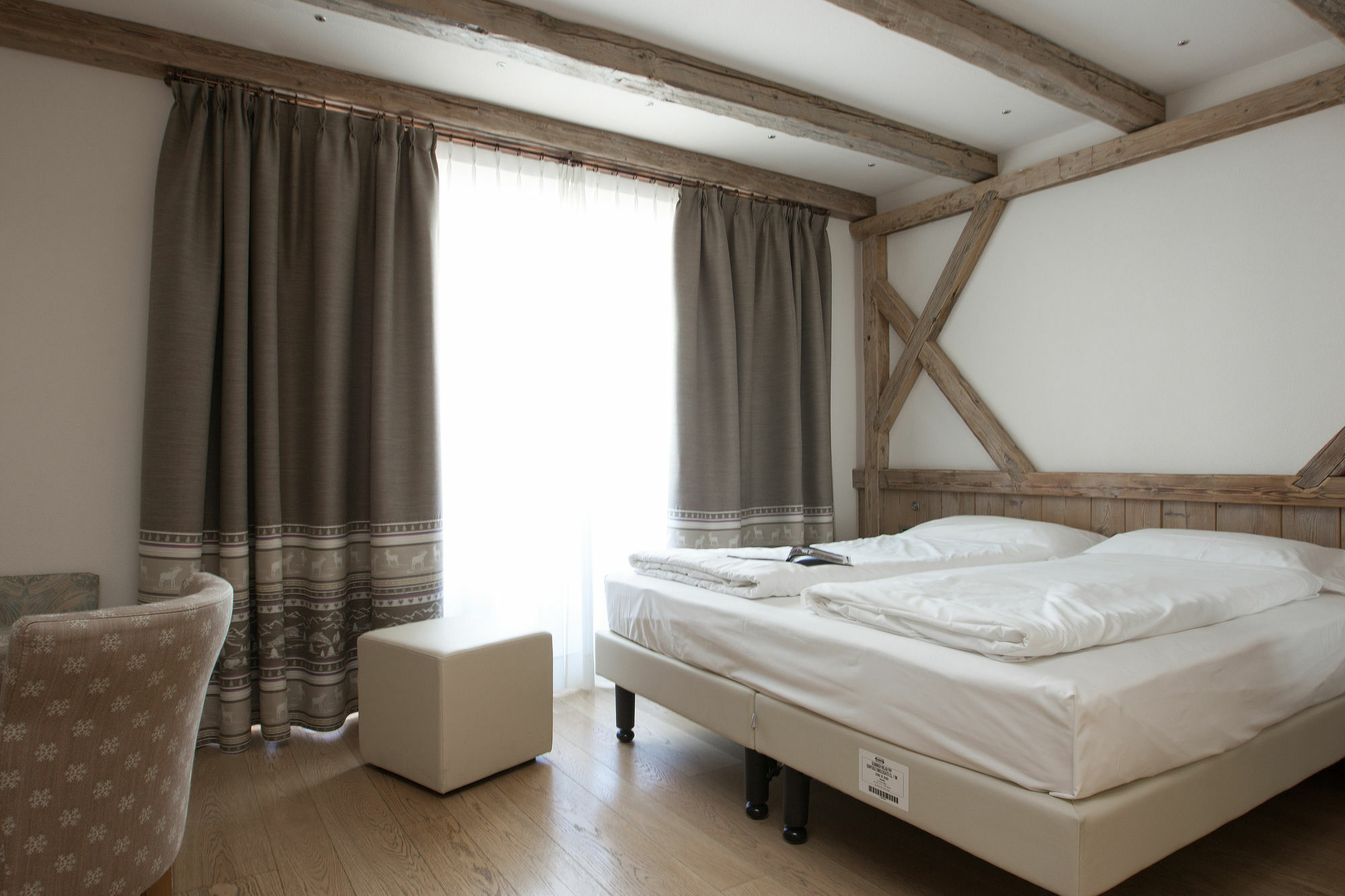 Hotel Alba Ливиньо Екстериор снимка